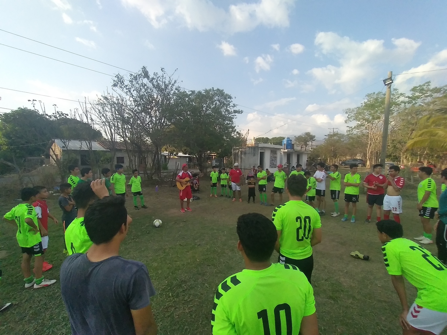FUTBOL DIVERTIDO EN SERIO&nbsp;