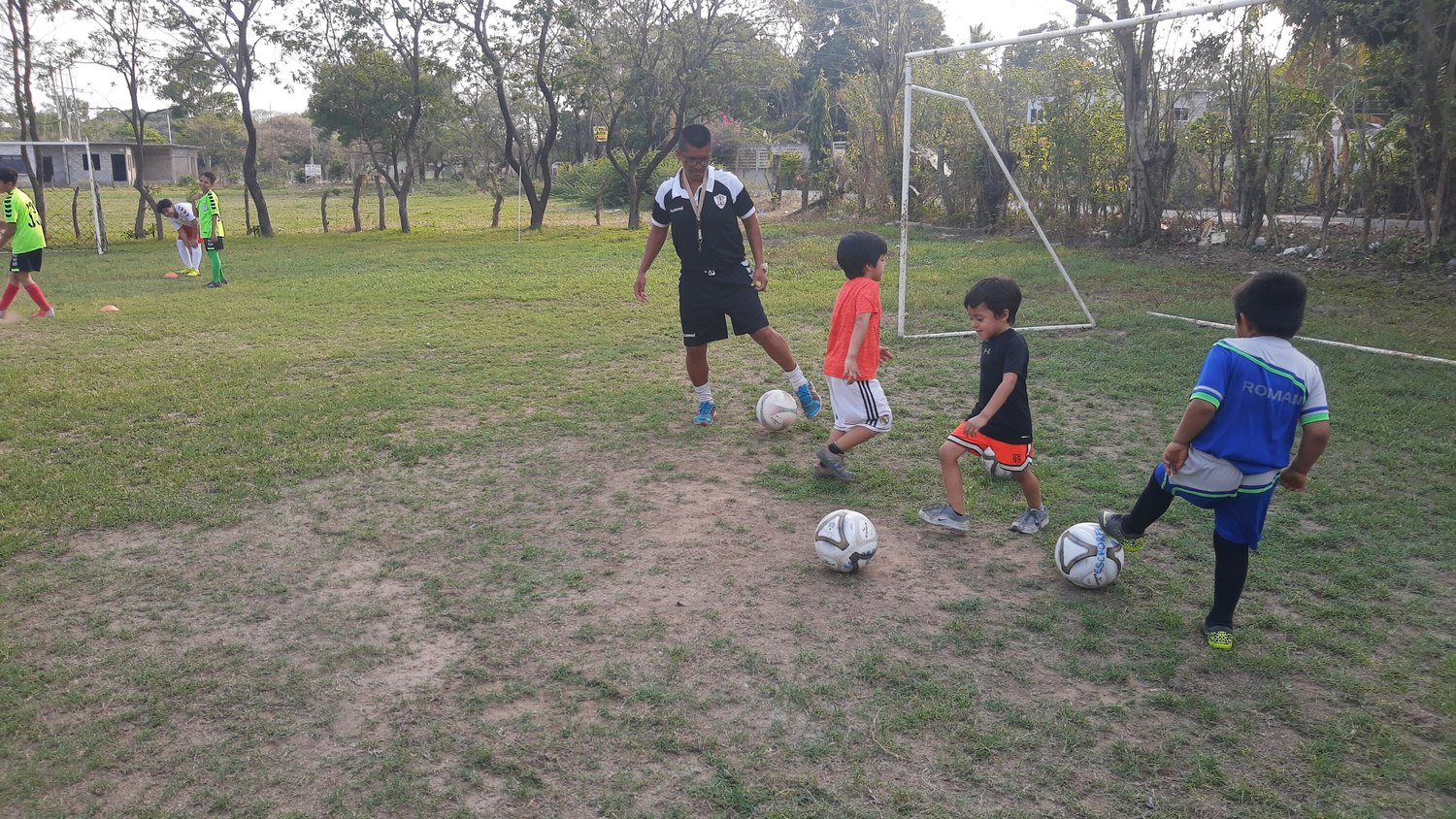 <span style="font-weight: bold;">A TUS NIÑOS LES GUSTA EL FUTBOL?</span>&nbsp;<br>